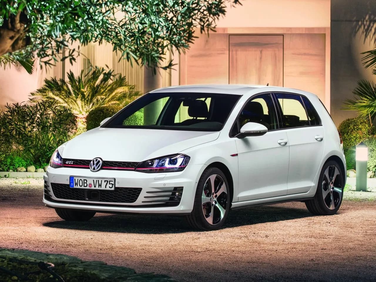 Volkswagen Golf GTI