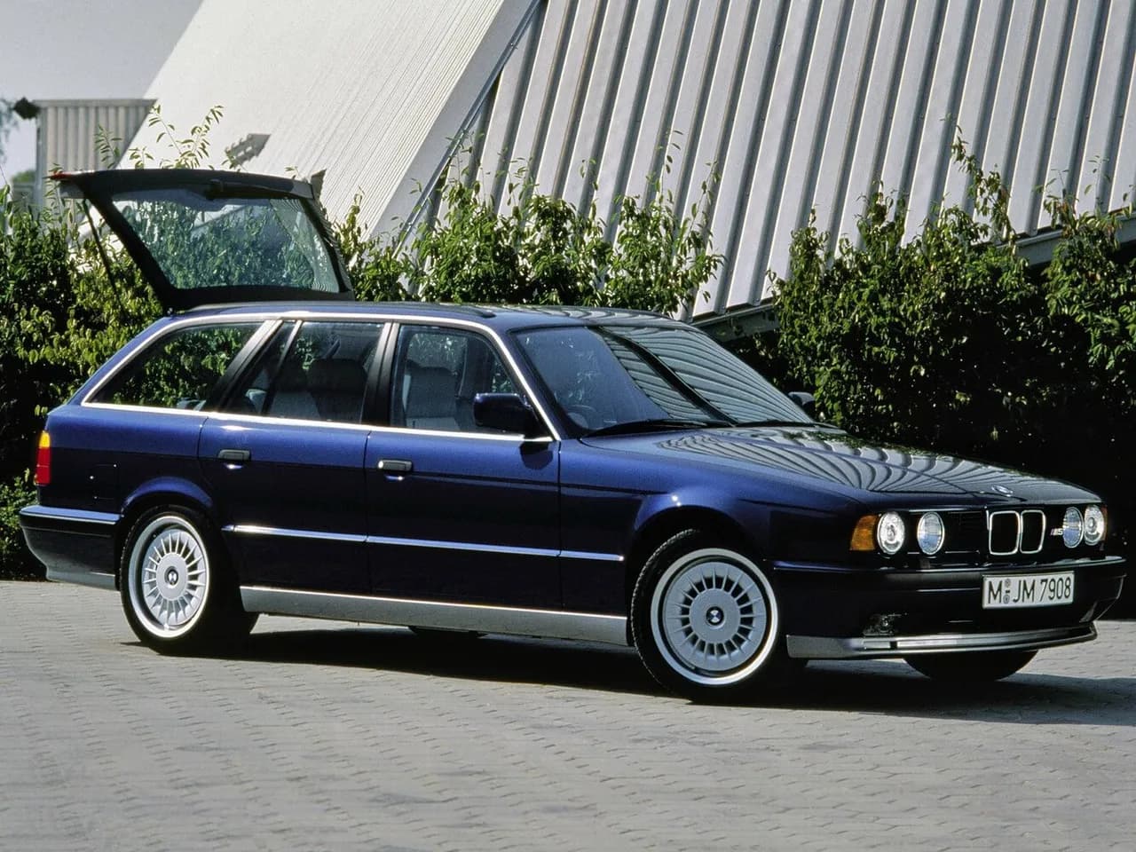 BMW M5