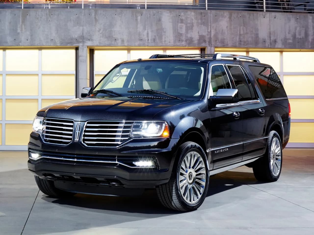 Lincoln Navigator