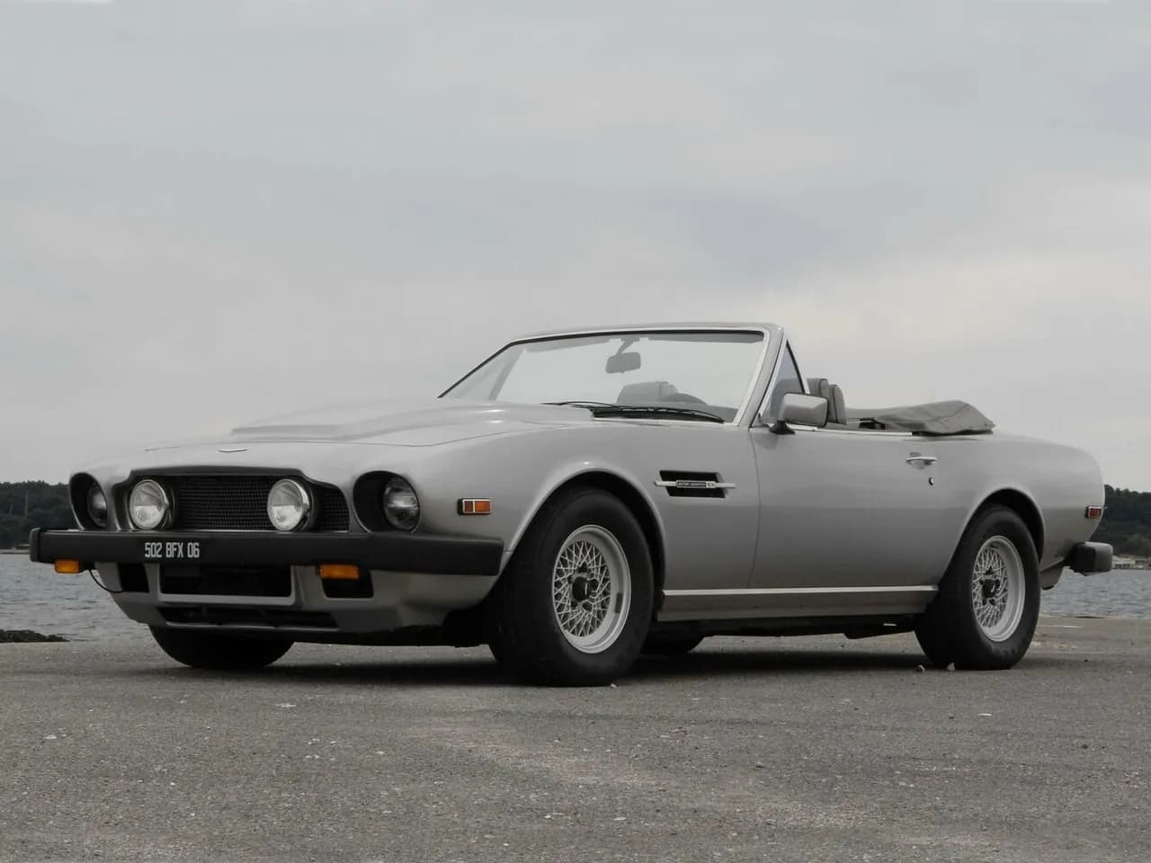 Aston Martin V8 Vantage