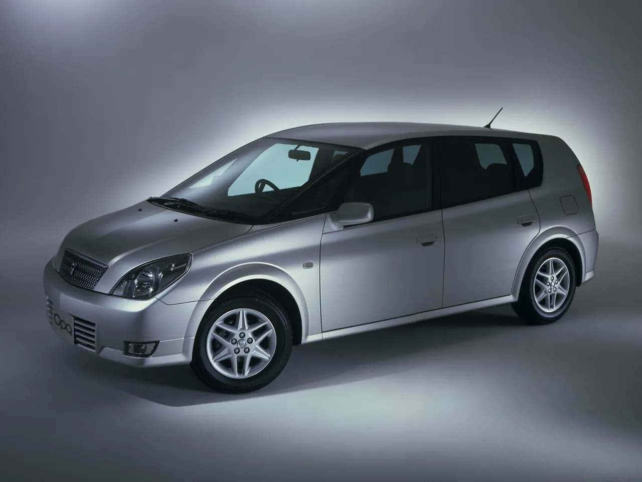 Toyota Opa