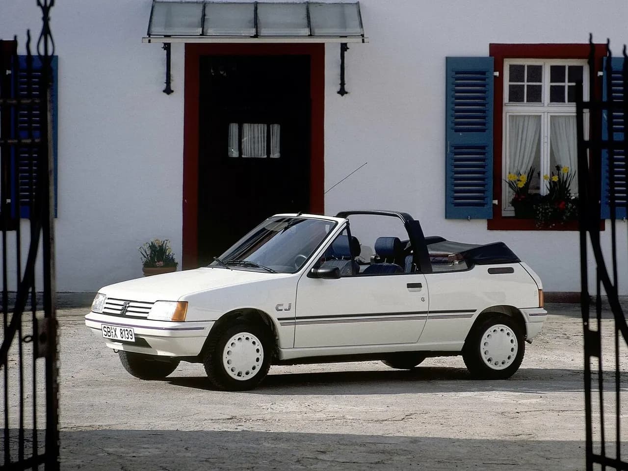 Peugeot 205