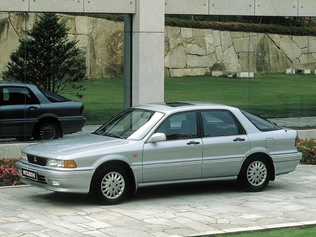 Mitsubishi Galant