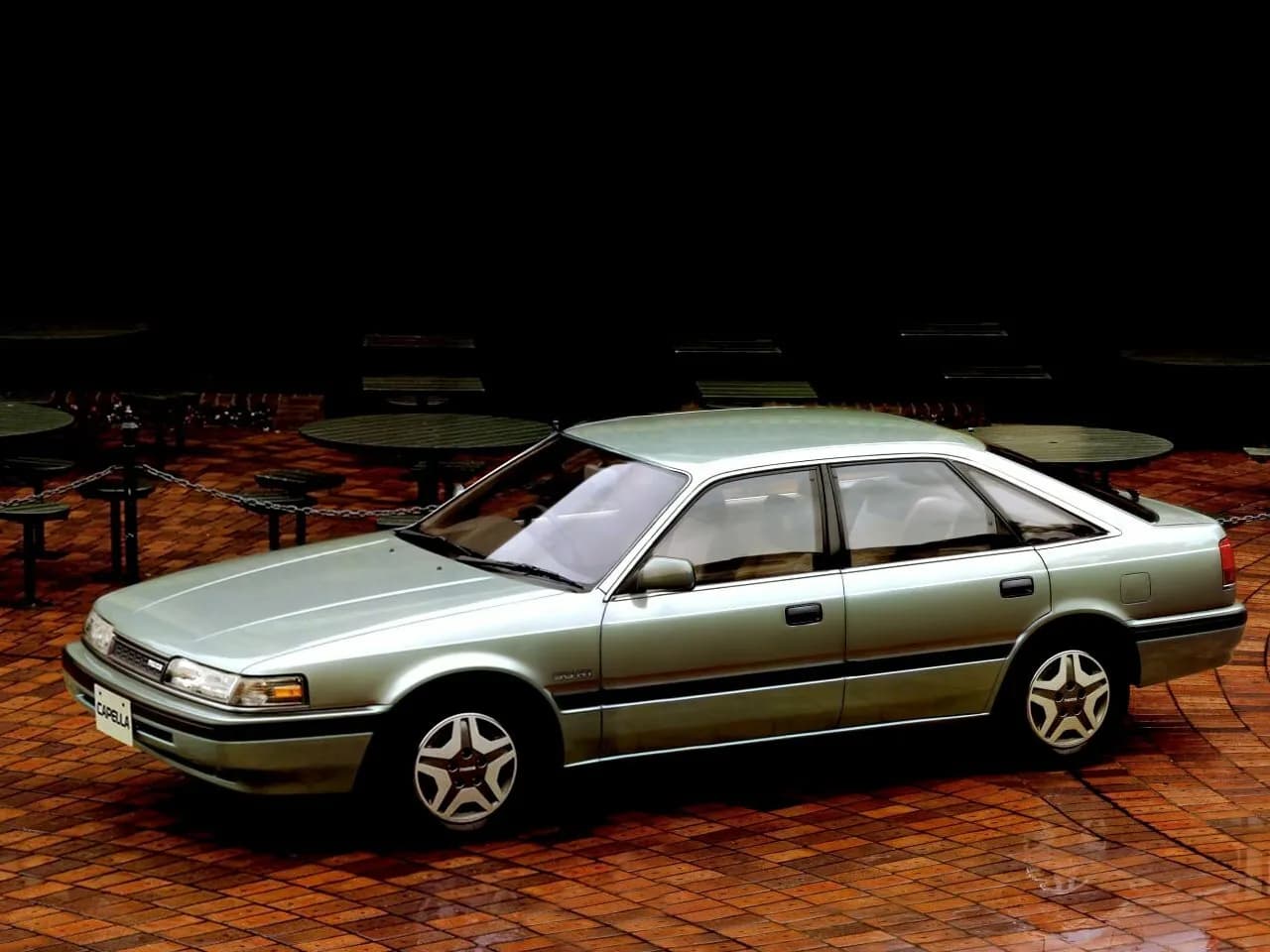 Mazda Capella