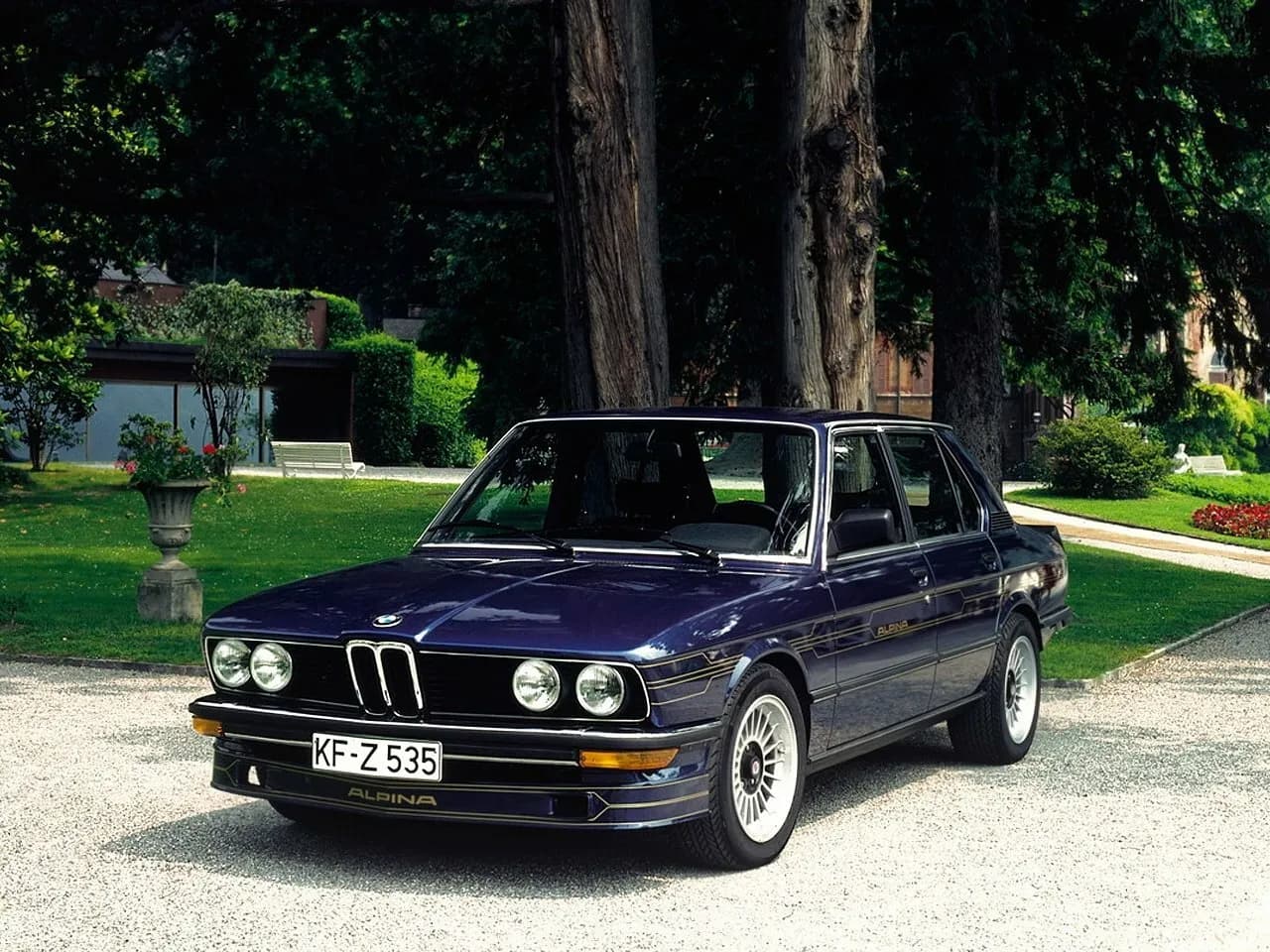 Alpina B7