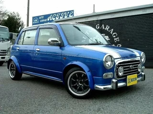 Daihatsu Mira Gino