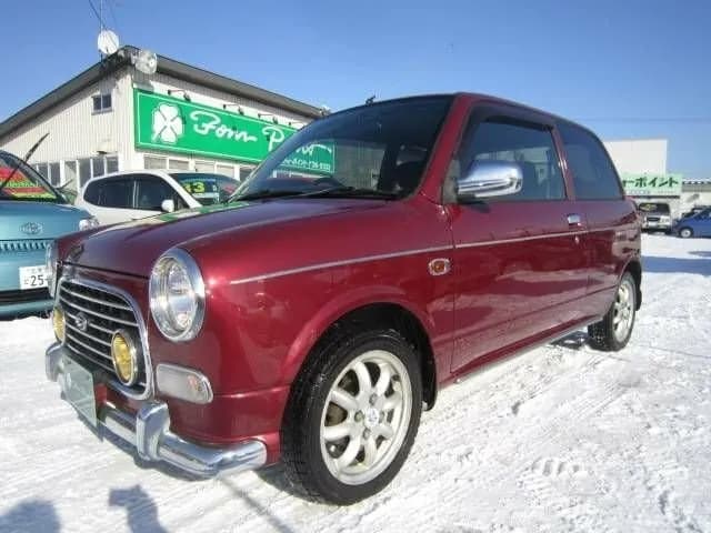 Daihatsu Mira Gino