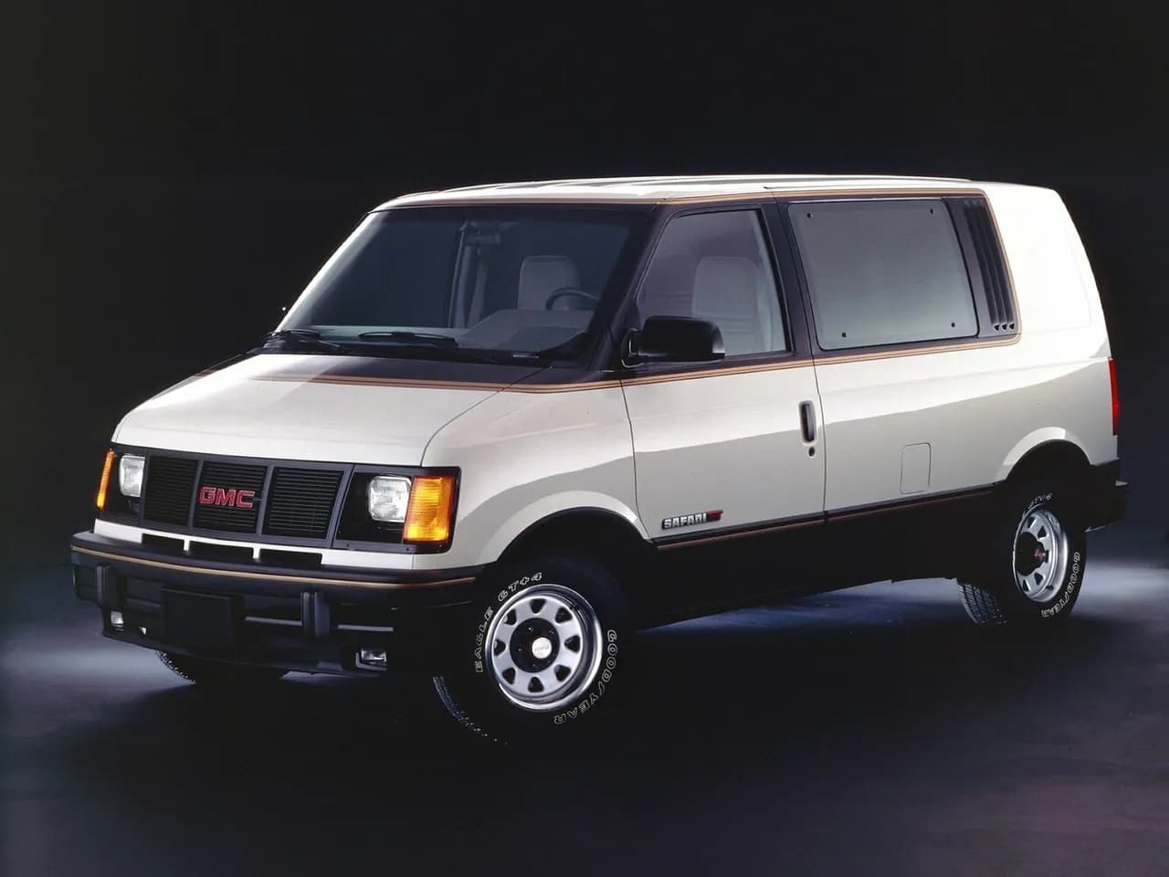 GMC Safari