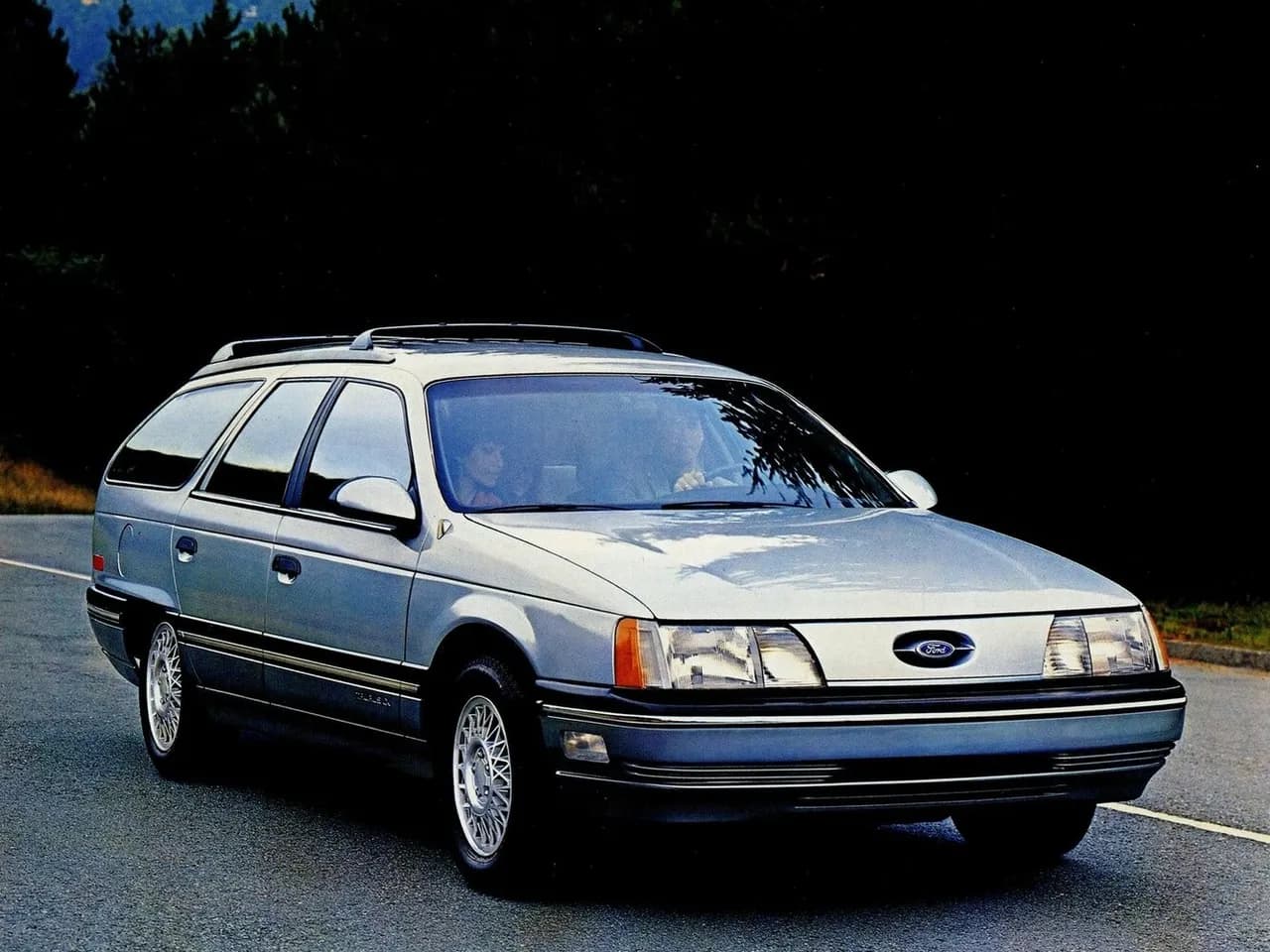 Ford Taurus