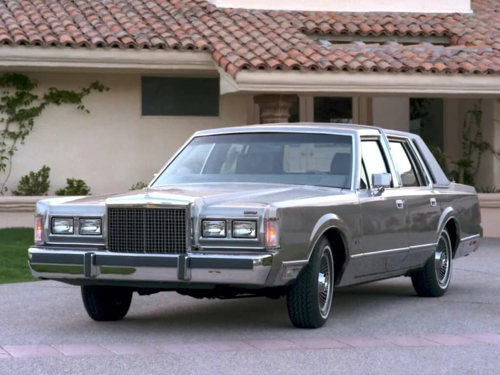 Lincoln Town Car