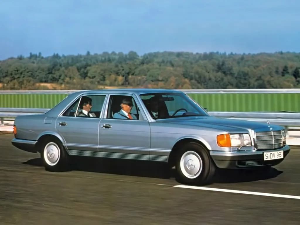 Mercedes-Benz S-Класс