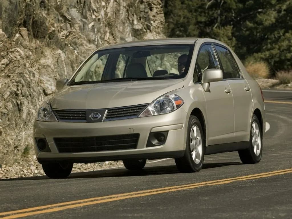Nissan Versa