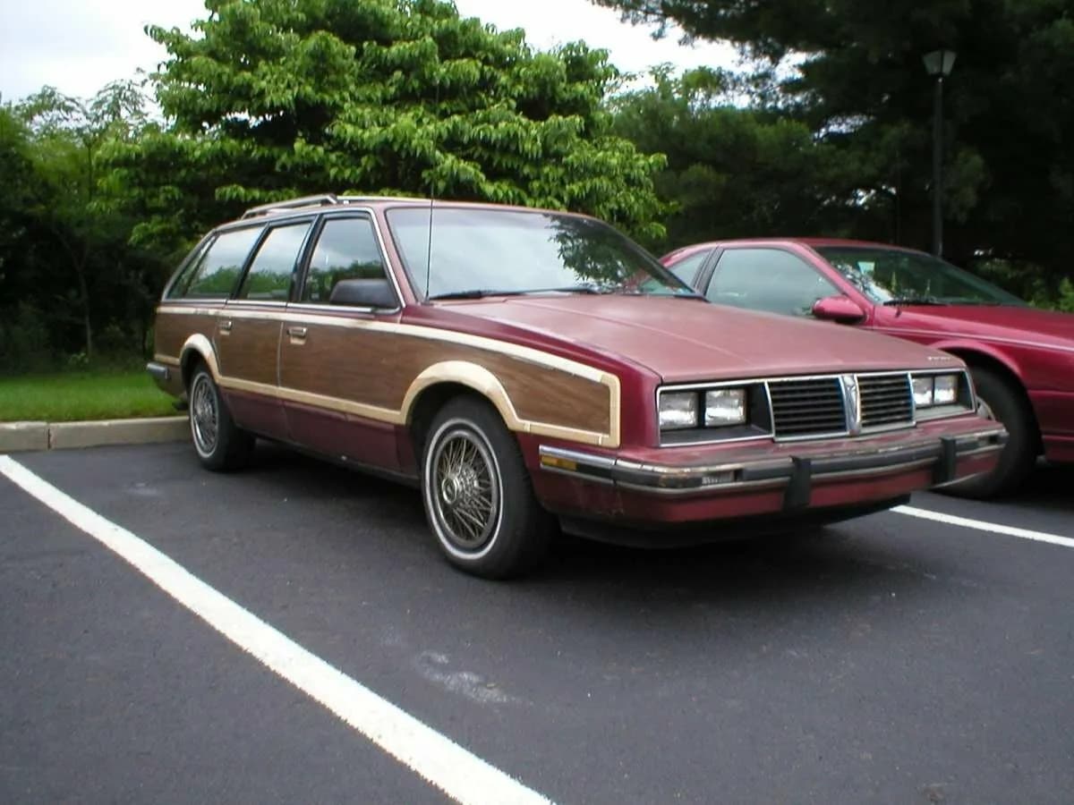 Pontiac 6000