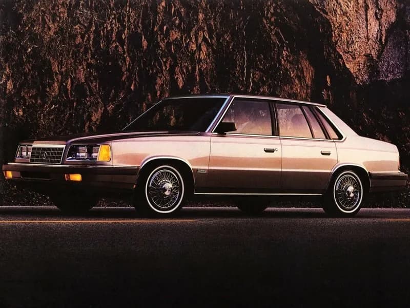 Plymouth Caravelle