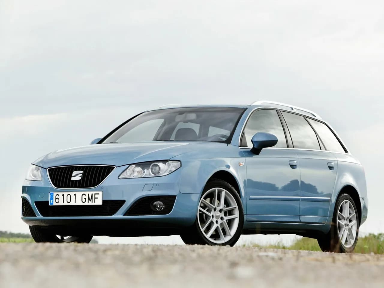 SEAT Exeo