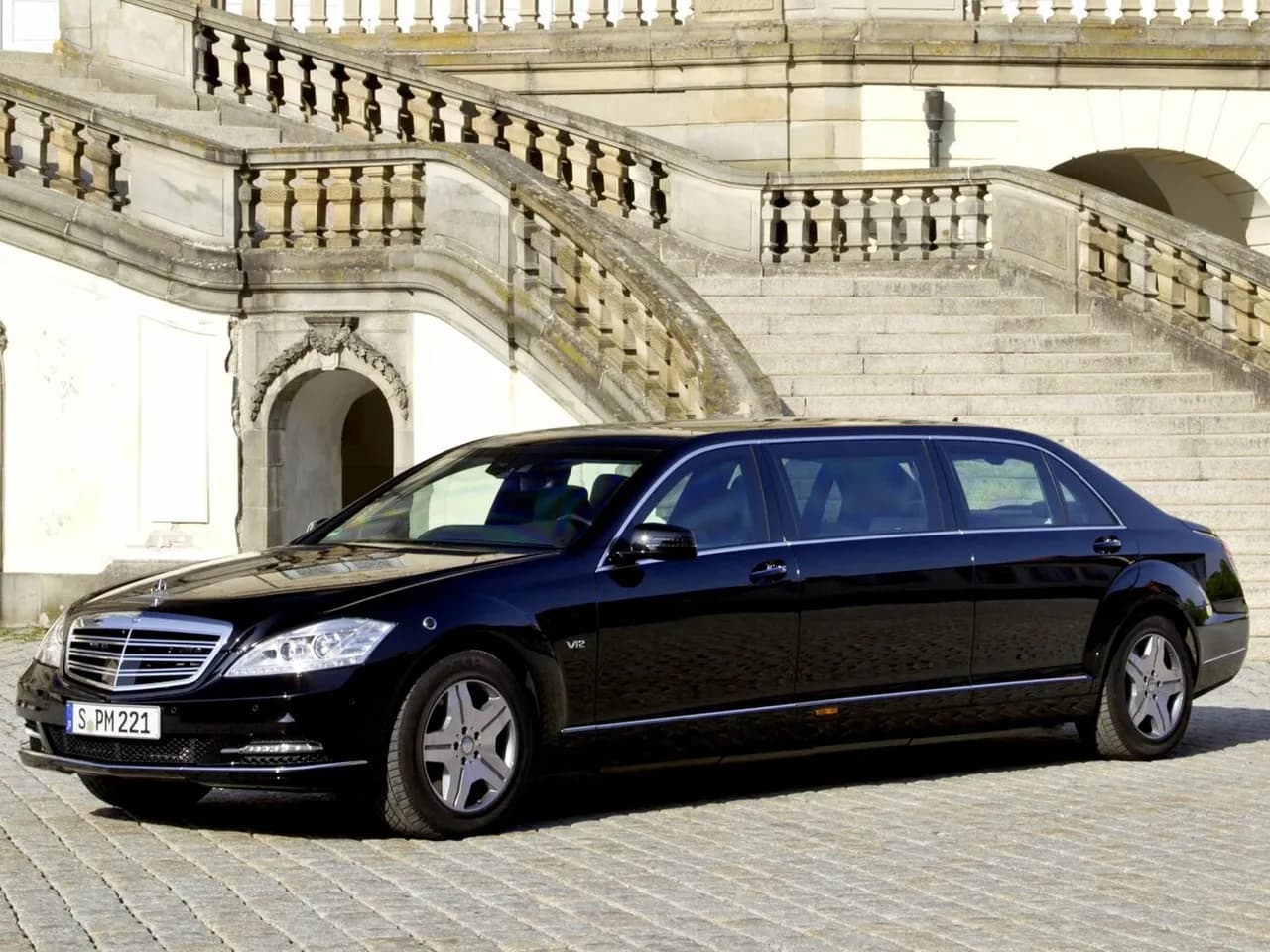 Mercedes-Benz S-Класс
