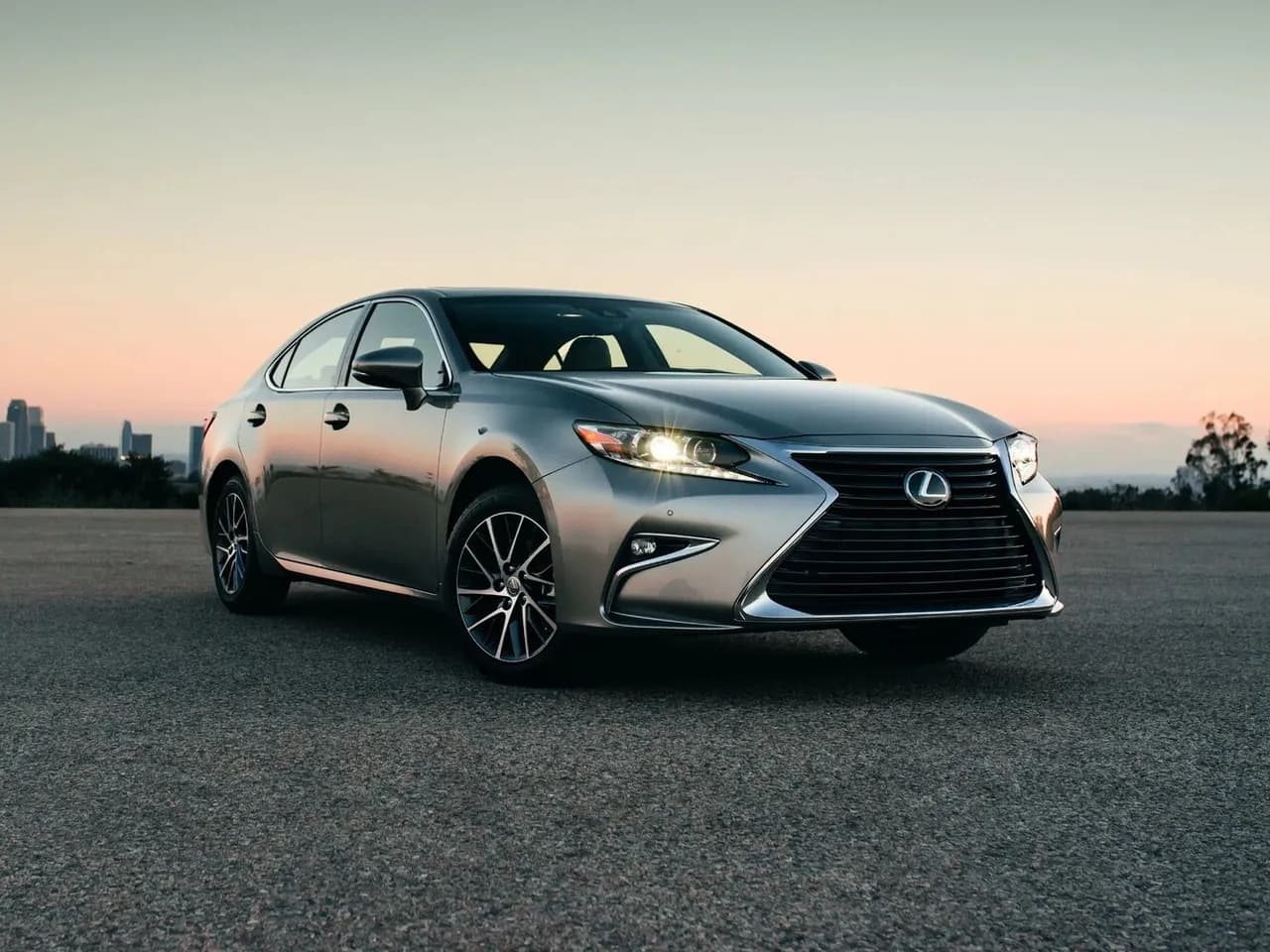 Lexus ES