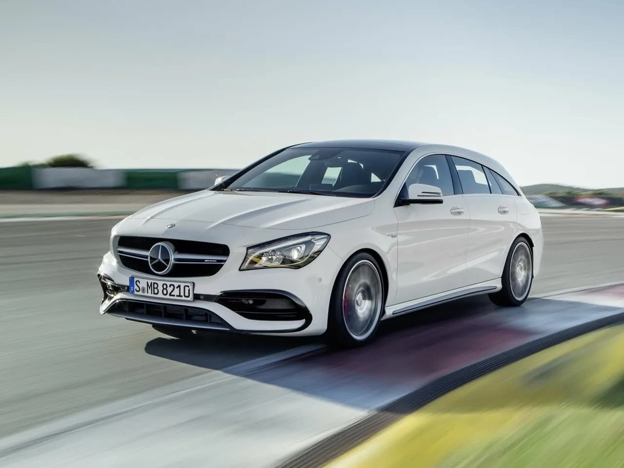 Mercedes-Benz CLA AMG