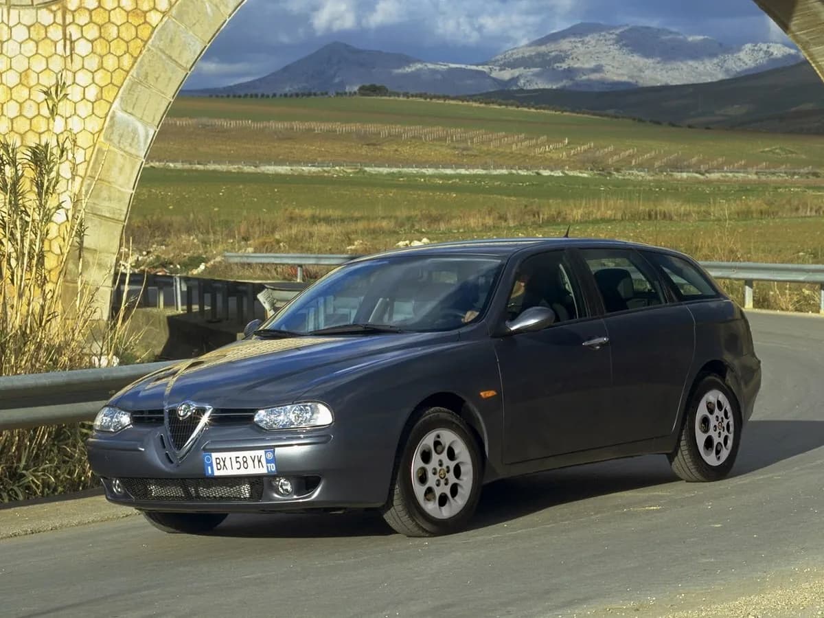 Alfa Romeo 156