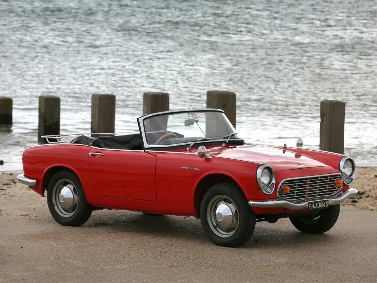 Honda S600