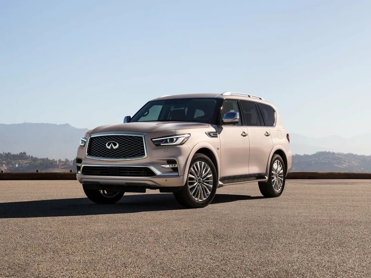 Infiniti QX80