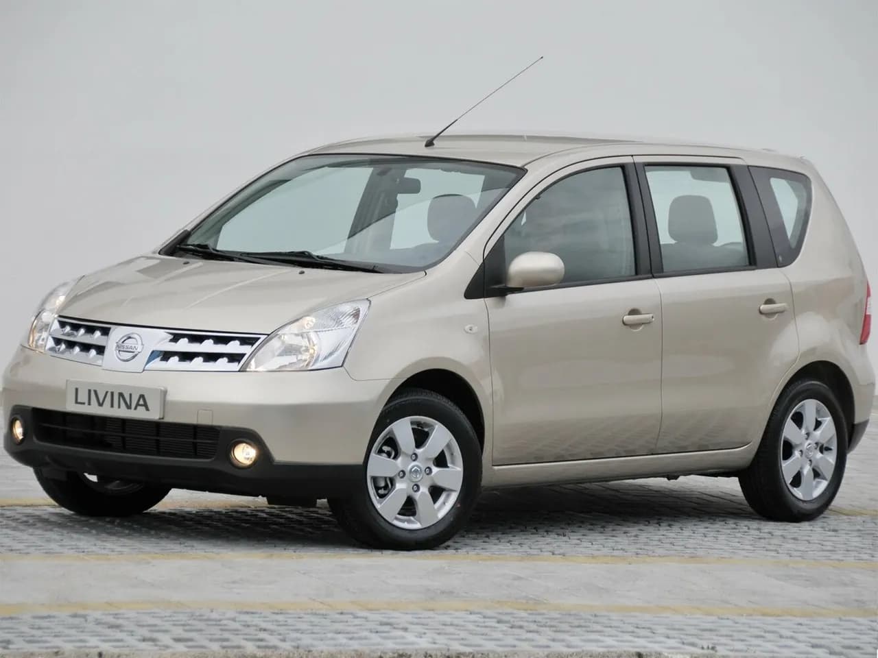 Nissan Livina