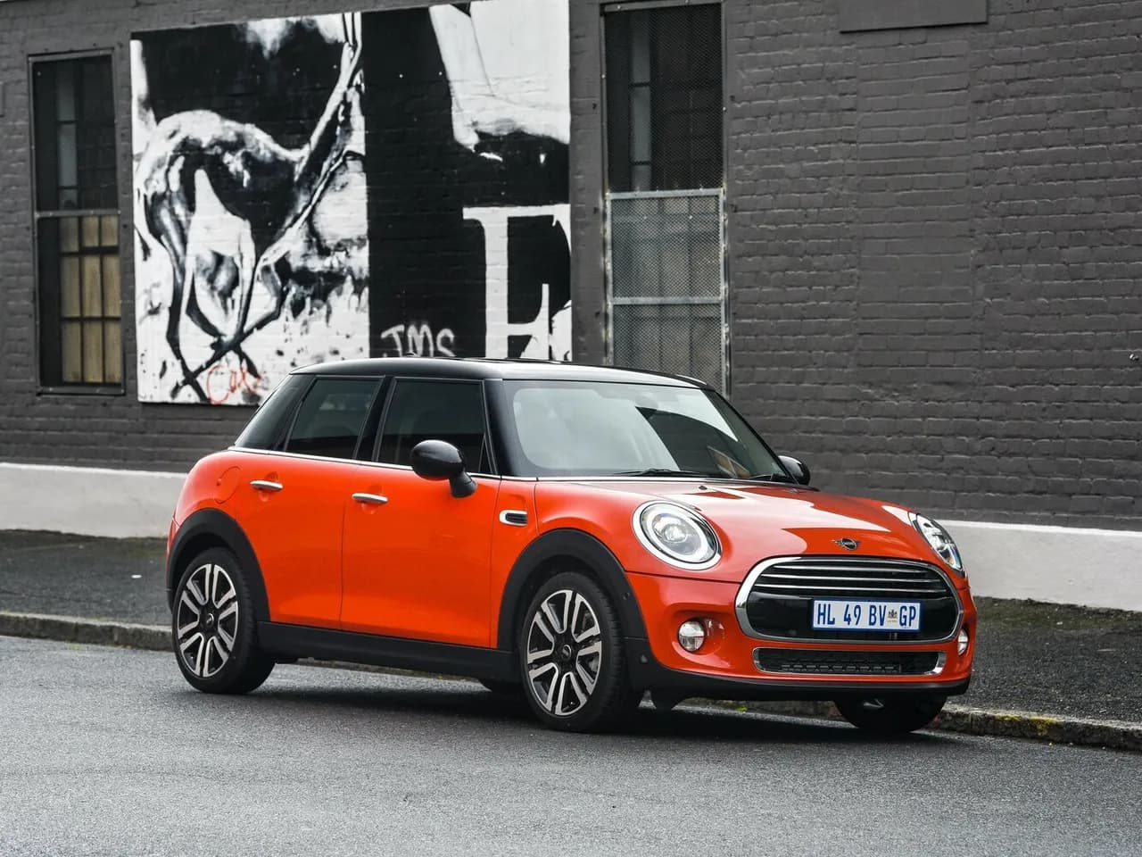 Mini Hatch