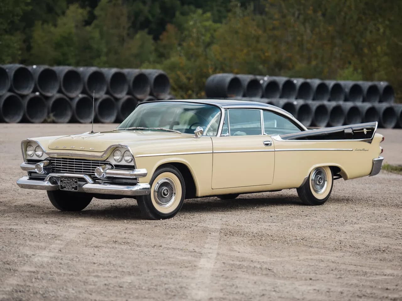 Dodge Custom Royal
