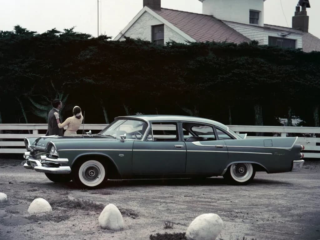 Dodge Custom Royal
