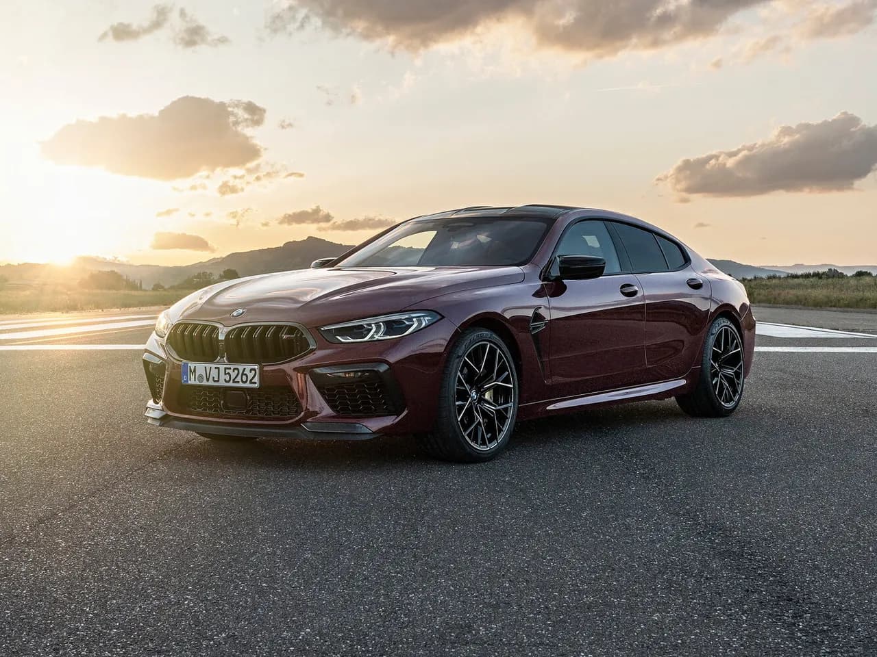 BMW M8