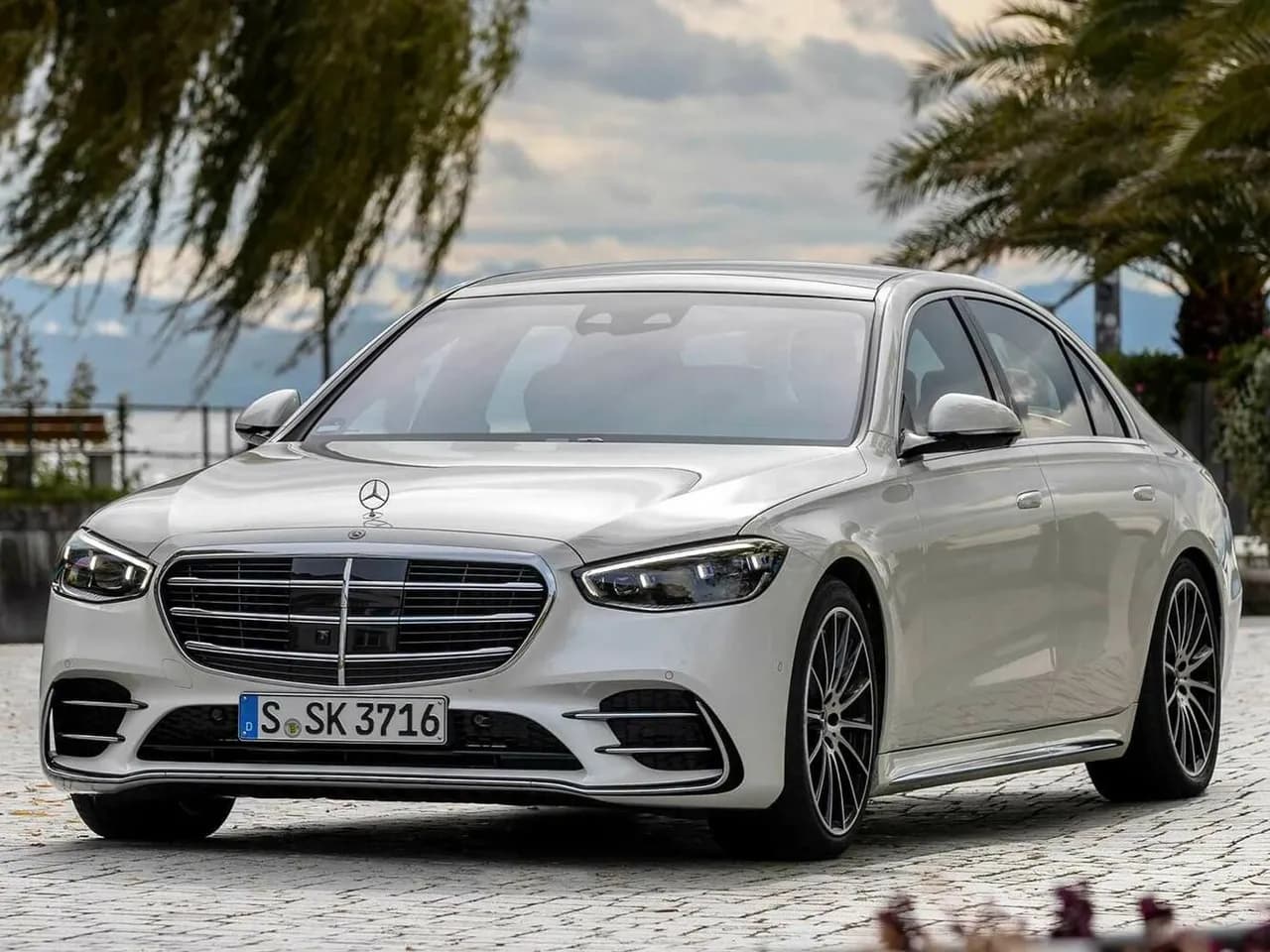 Mercedes-Benz S-Класс