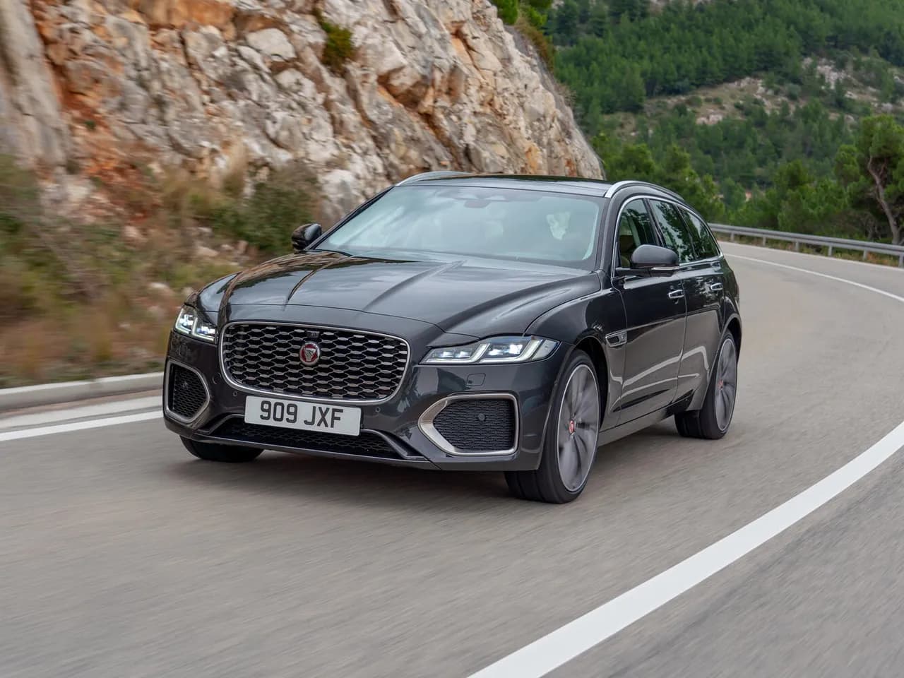 Jaguar XF
