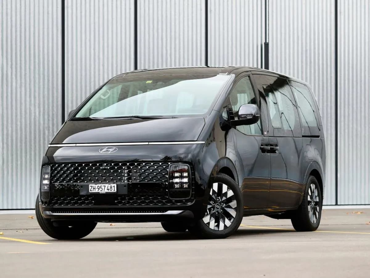 Hyundai Staria