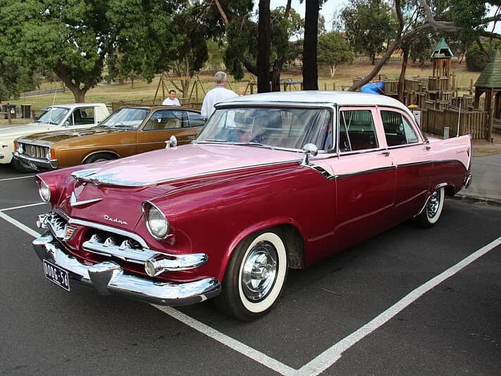 Dodge Custom Royal