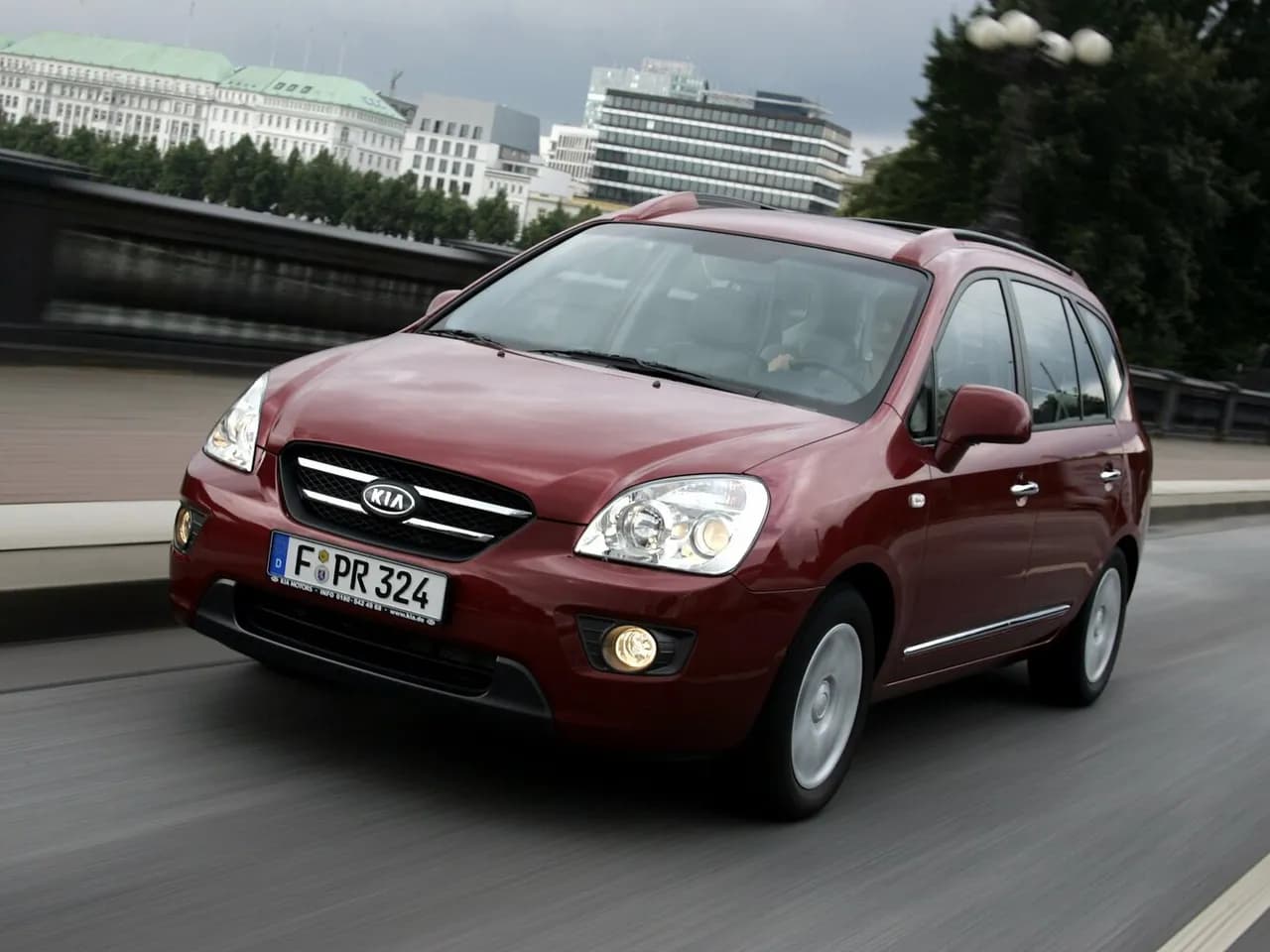 Kia Carens