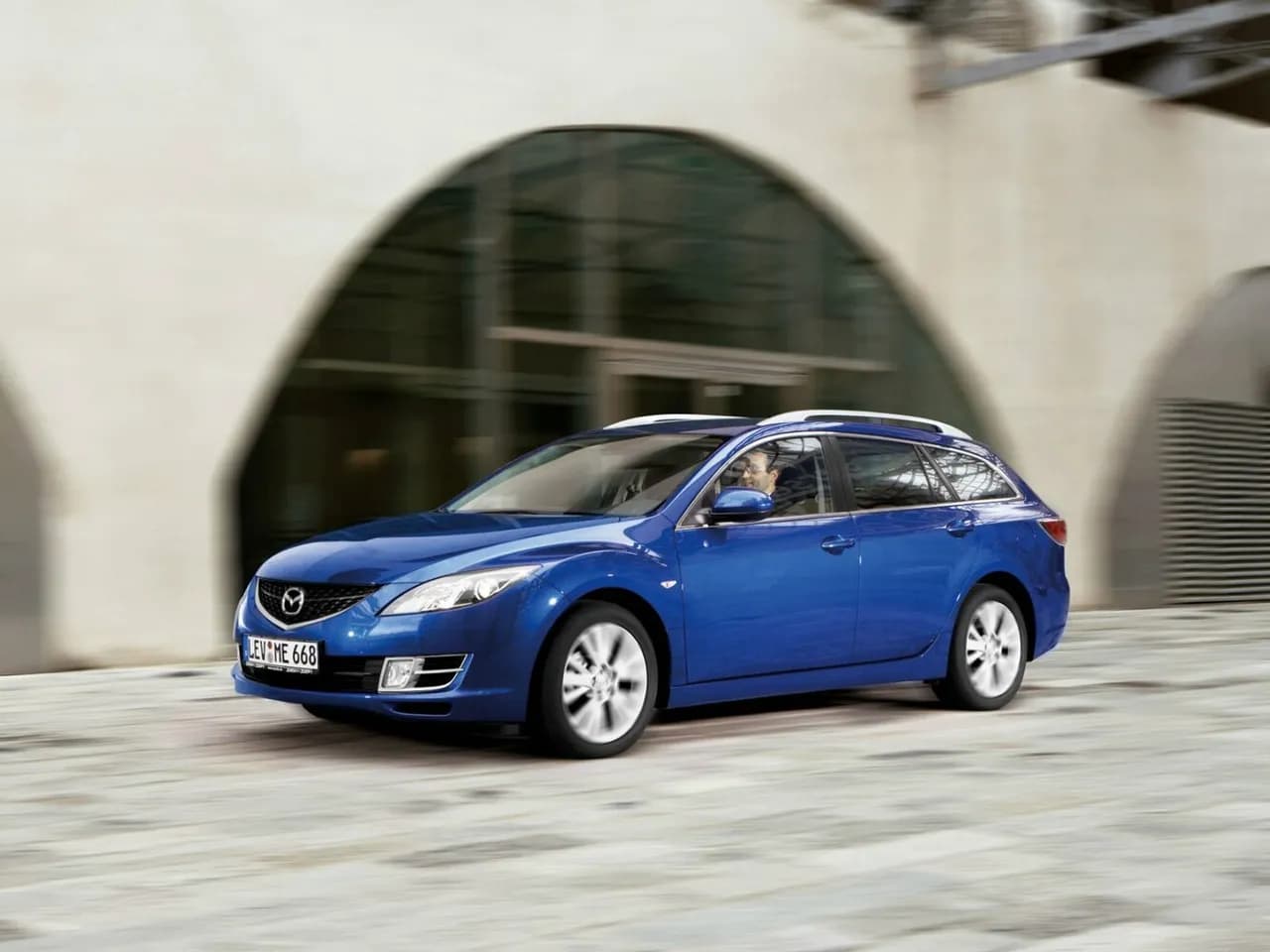 Mazda 6