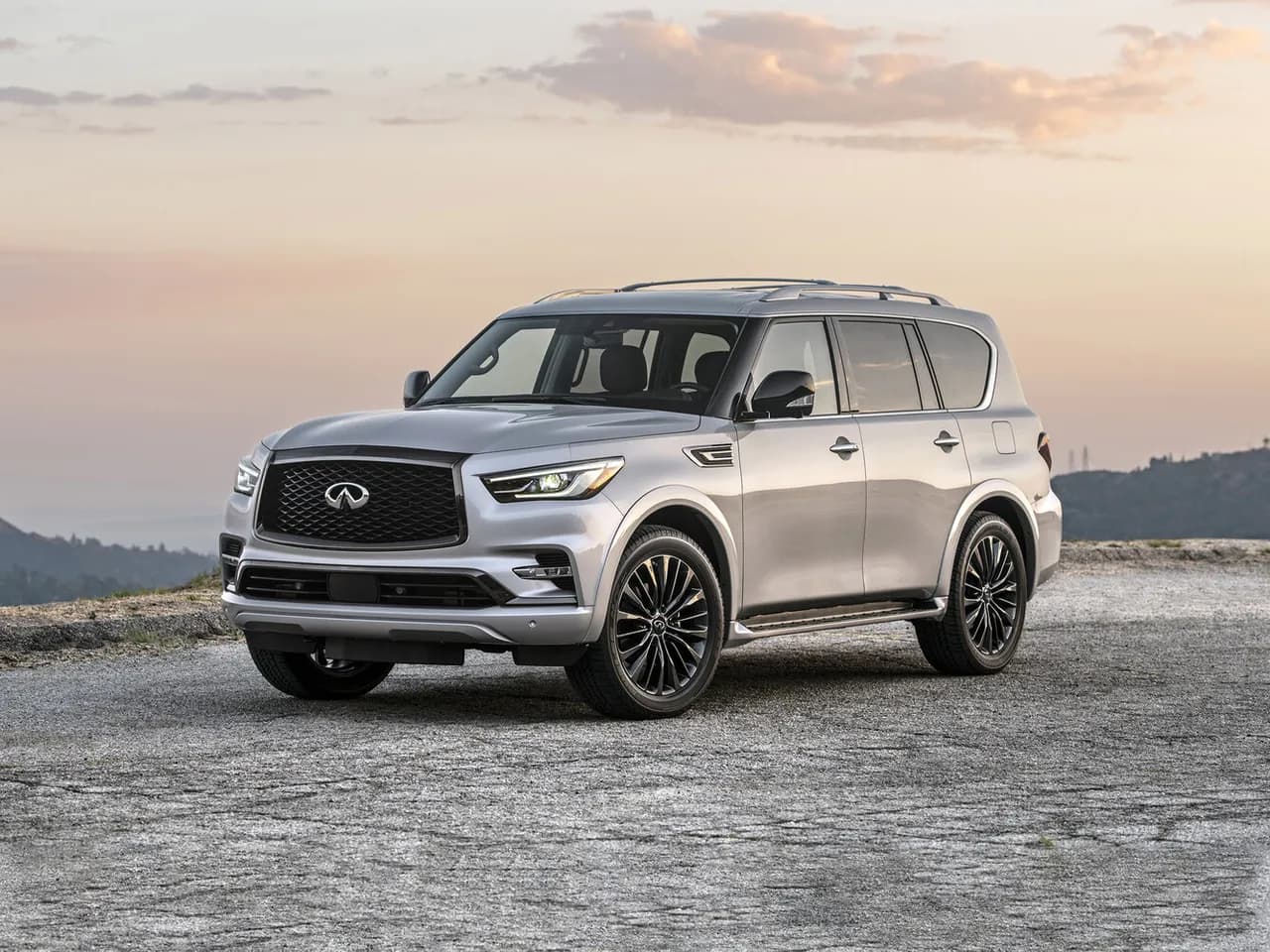 Infiniti QX80