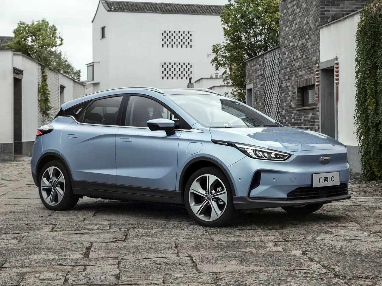 Geely Geometry C