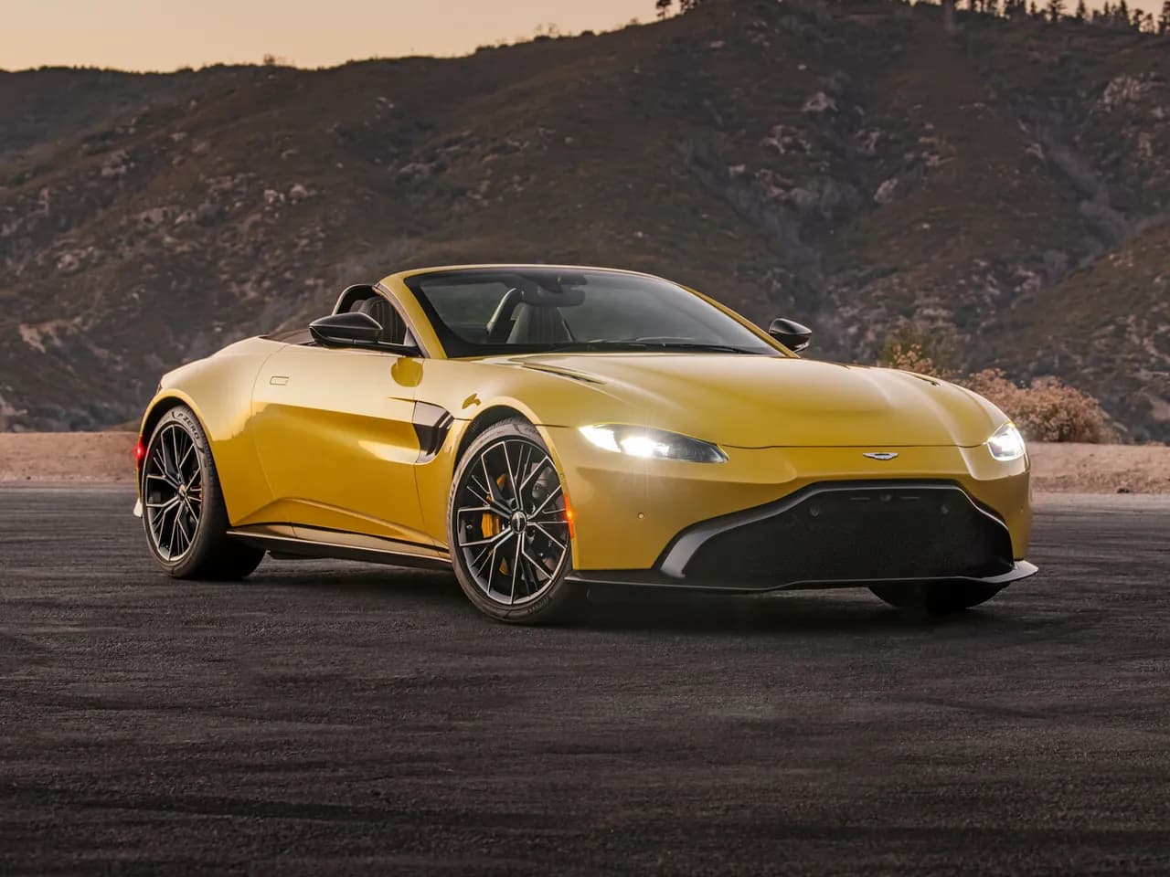 Aston Martin V8 Vantage