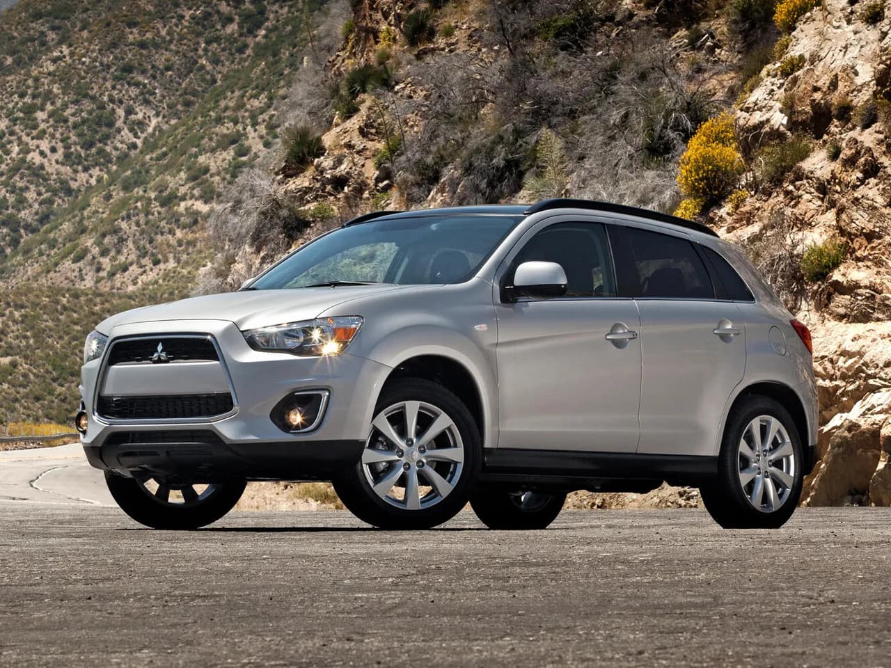 Mitsubishi Outlander Sport