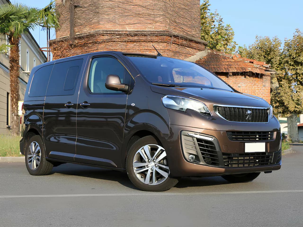 Peugeot Traveller