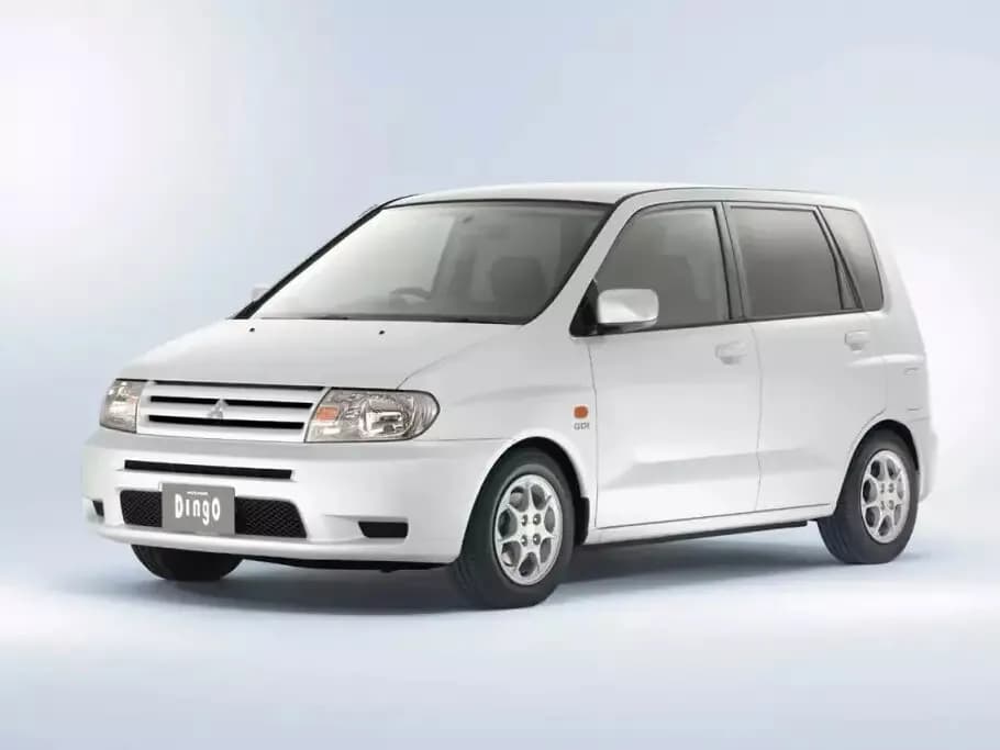 Mitsubishi Dingo