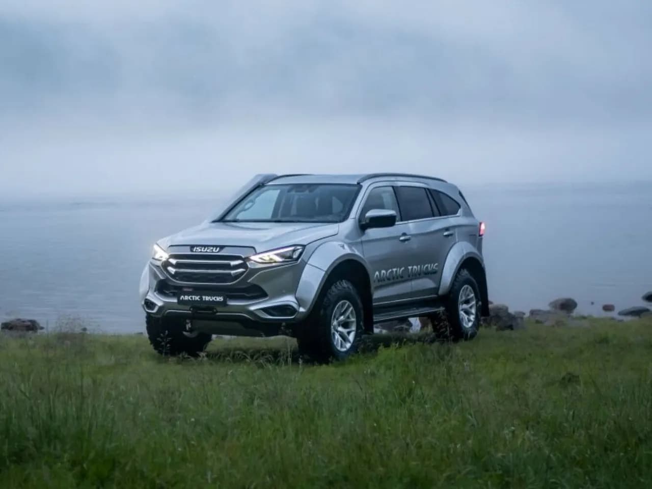 Isuzu MU-X