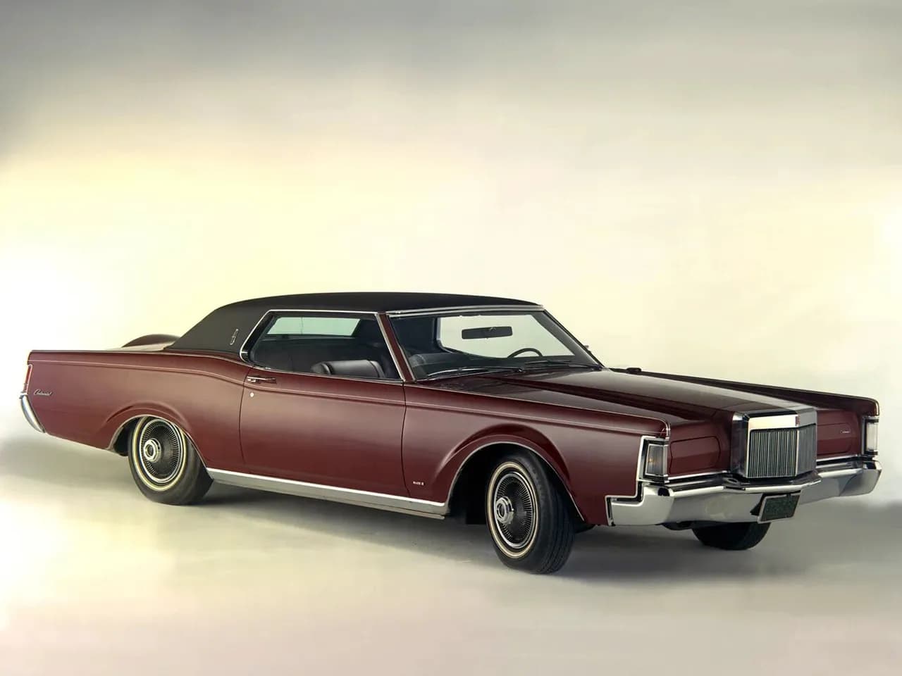 Lincoln Continental Mark