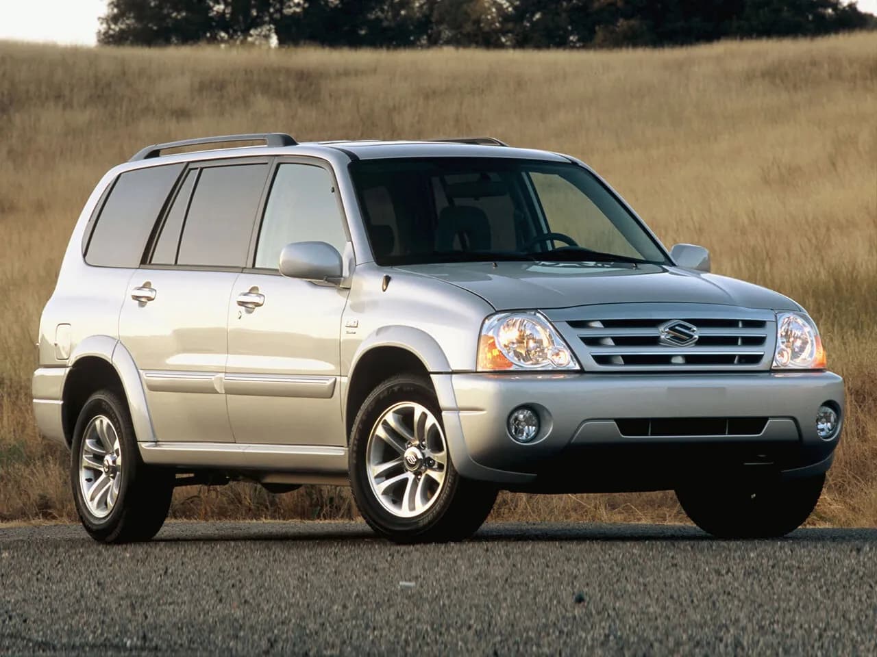 Suzuki XL7