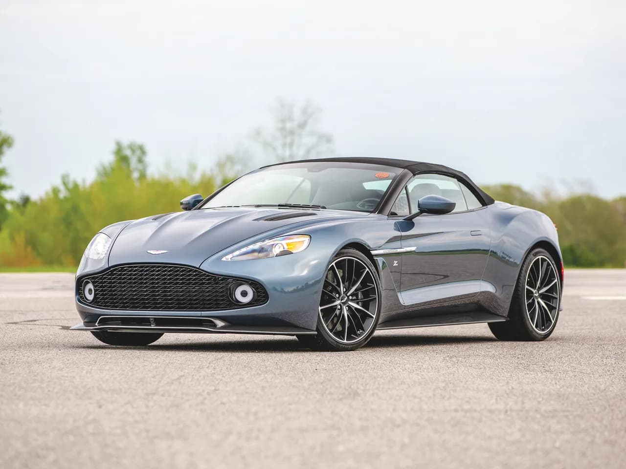 Aston Martin Vanquish Zagato