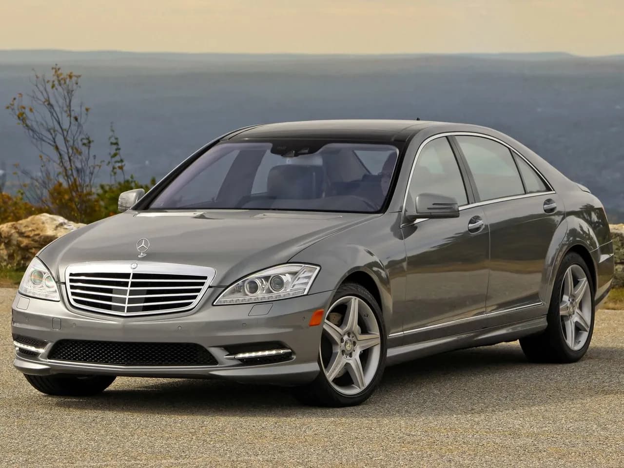 Mercedes-Benz S-Класс