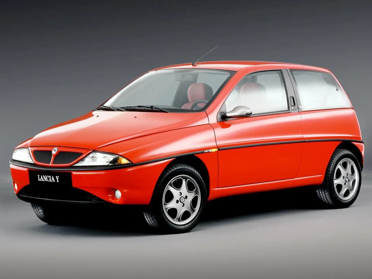 Lancia Ypsilon