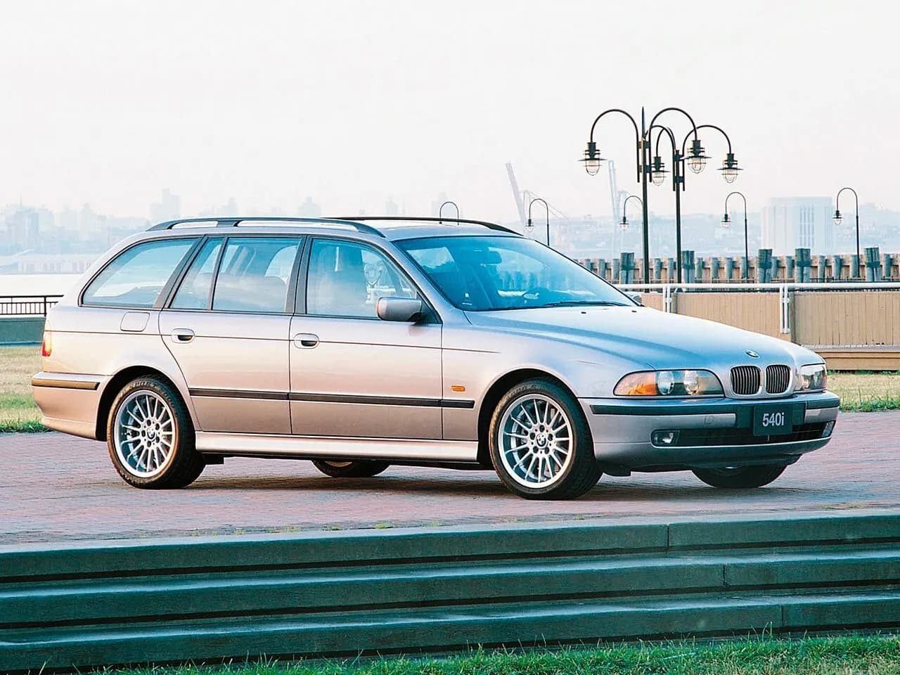 BMW 5 серии
