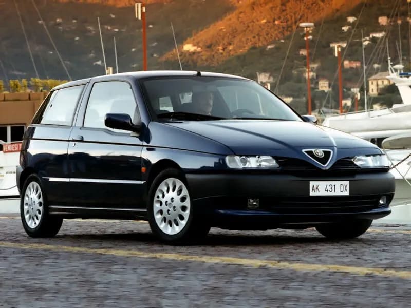 Alfa Romeo 145